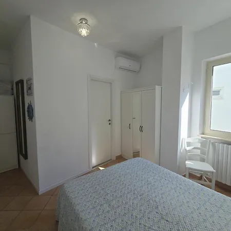 Apartamento Sarajevo A Pochi Passi Dal Mare Rifa764