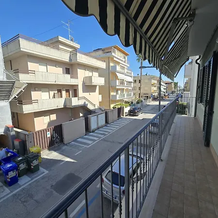 Sarajevo Apartment A Pochi Passi Dal Mare Rifa764 Apartment