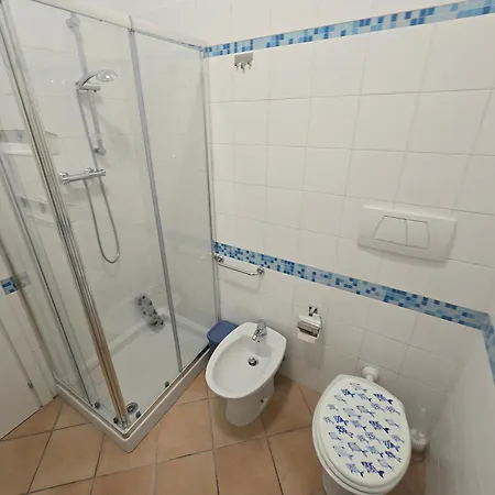 Apartamento Sarajevo A Pochi Passi Dal Mare Rifa764